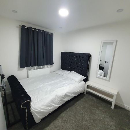 בורי Beautiful Rooms Shaw St And Pine St מראה חיצוני תמונה
