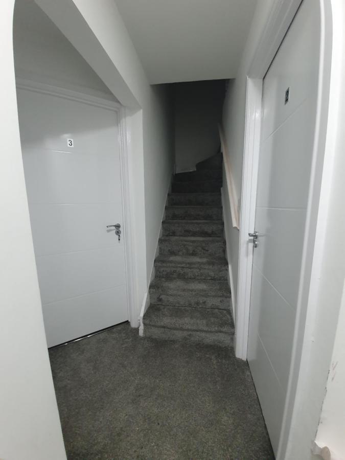 בורי Beautiful Rooms Shaw St And Pine St מראה חיצוני תמונה