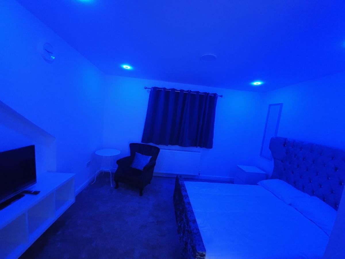 בורי Beautiful Rooms Shaw St And Pine St מראה חיצוני תמונה